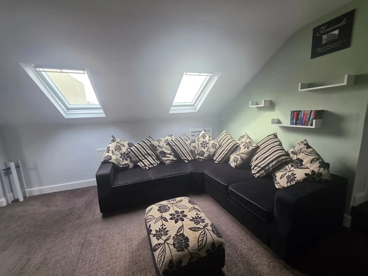 Hullidays City Centre Duplex Style Urban Apt 4 — photo 5