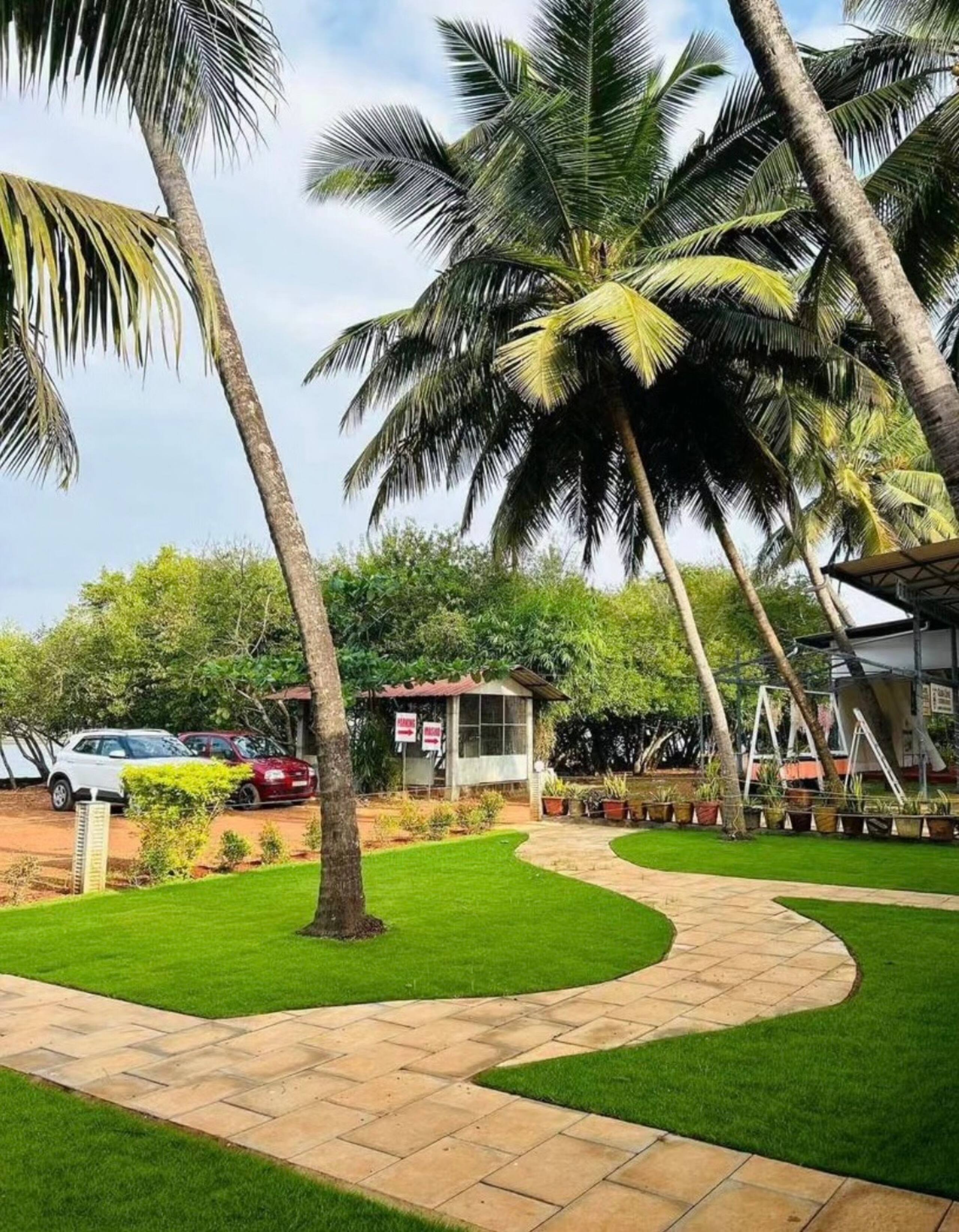 KPS Riverland Resorts | Peaceful Riverside Retreat 6