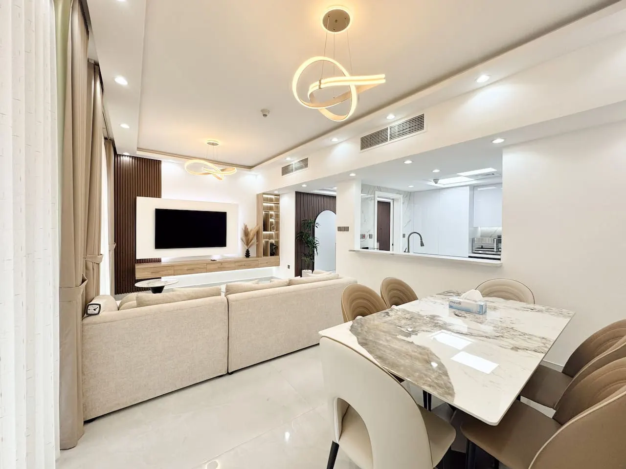 Dream Shoma-2BR - Pool - Walk to Burj Khalifa 12