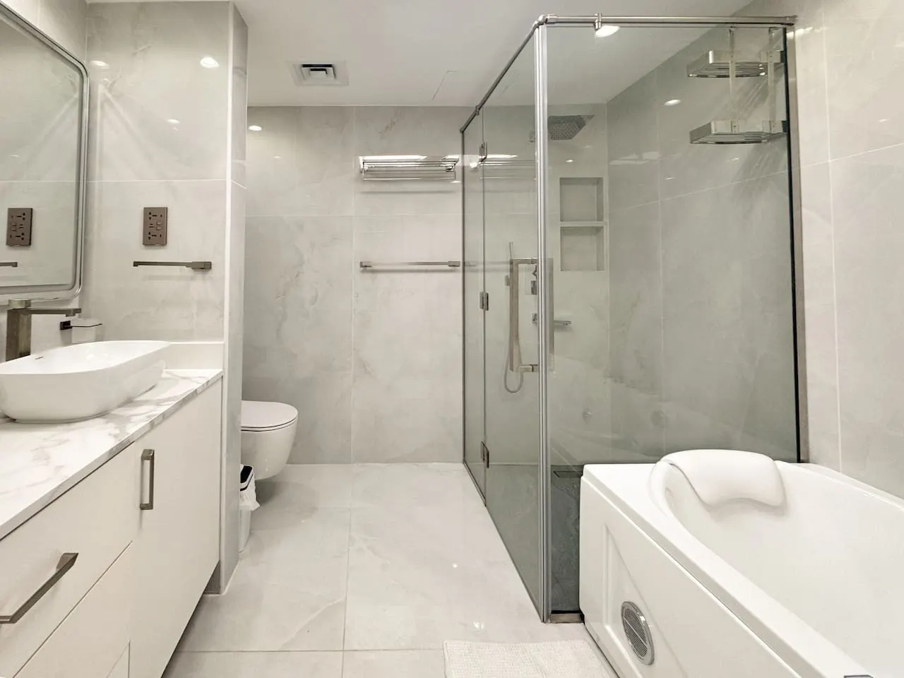 Dream Shoma-2BR - Pool - Walk to Burj Khalifa 19
