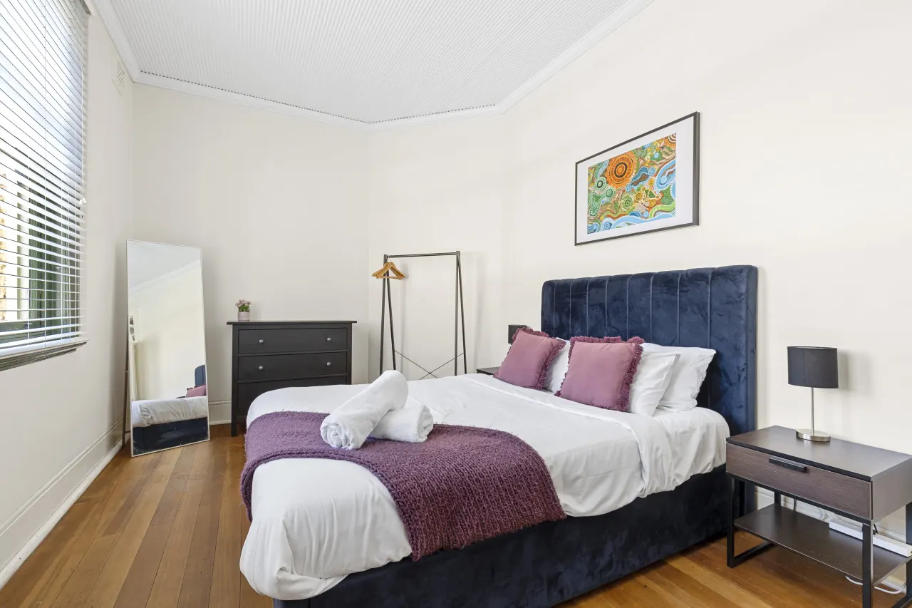 3BR Heritage Townhouse in The Rocks 12