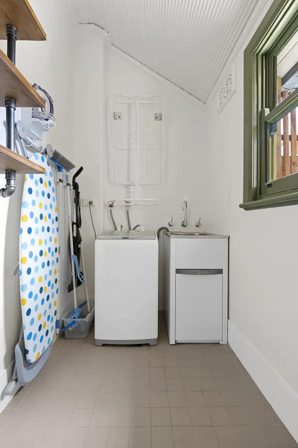 3BR Heritage Townhouse in The Rocks 19