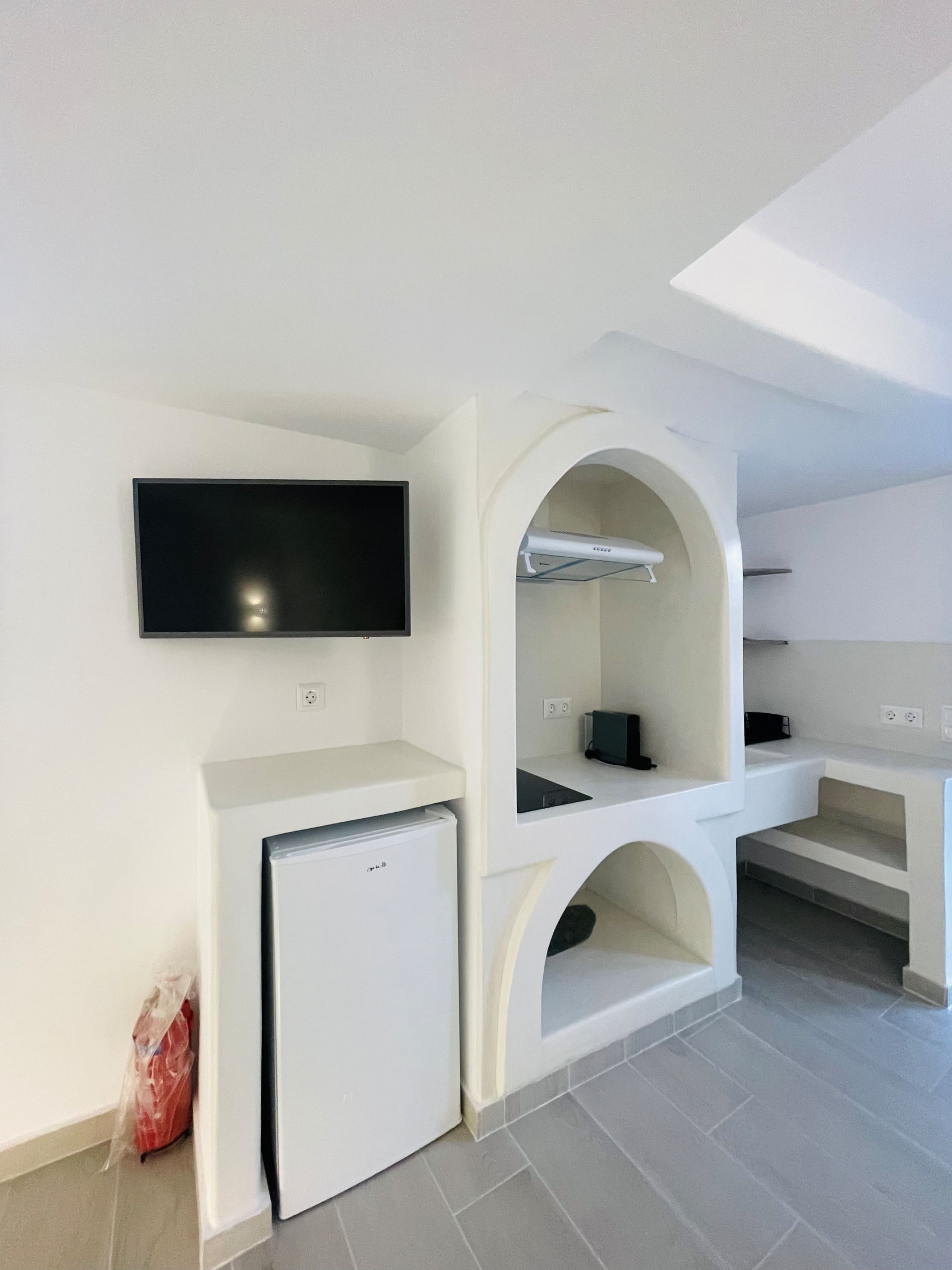 Roof top home for 2 9