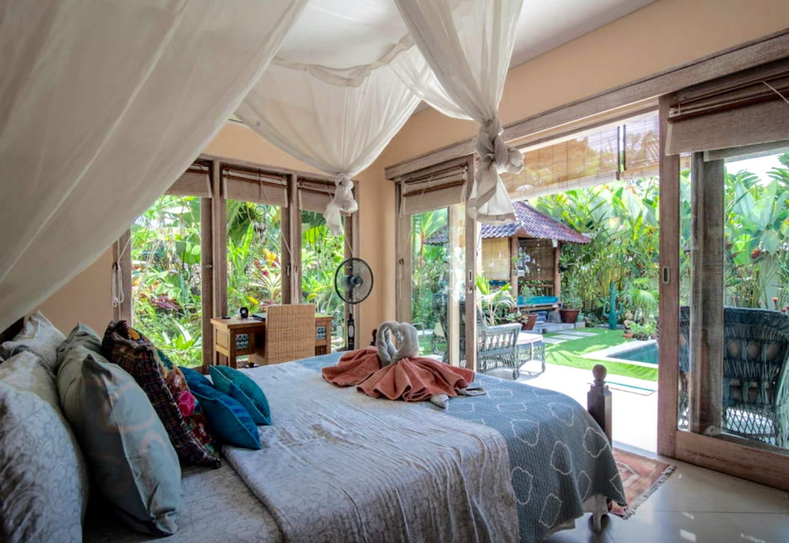 Brilliant- 2Bed Villa/Pool/AC/Gardens/Penestanan