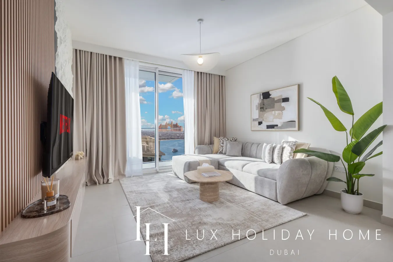 LUX | The Beach Mansion Atlantis View Suite 3
