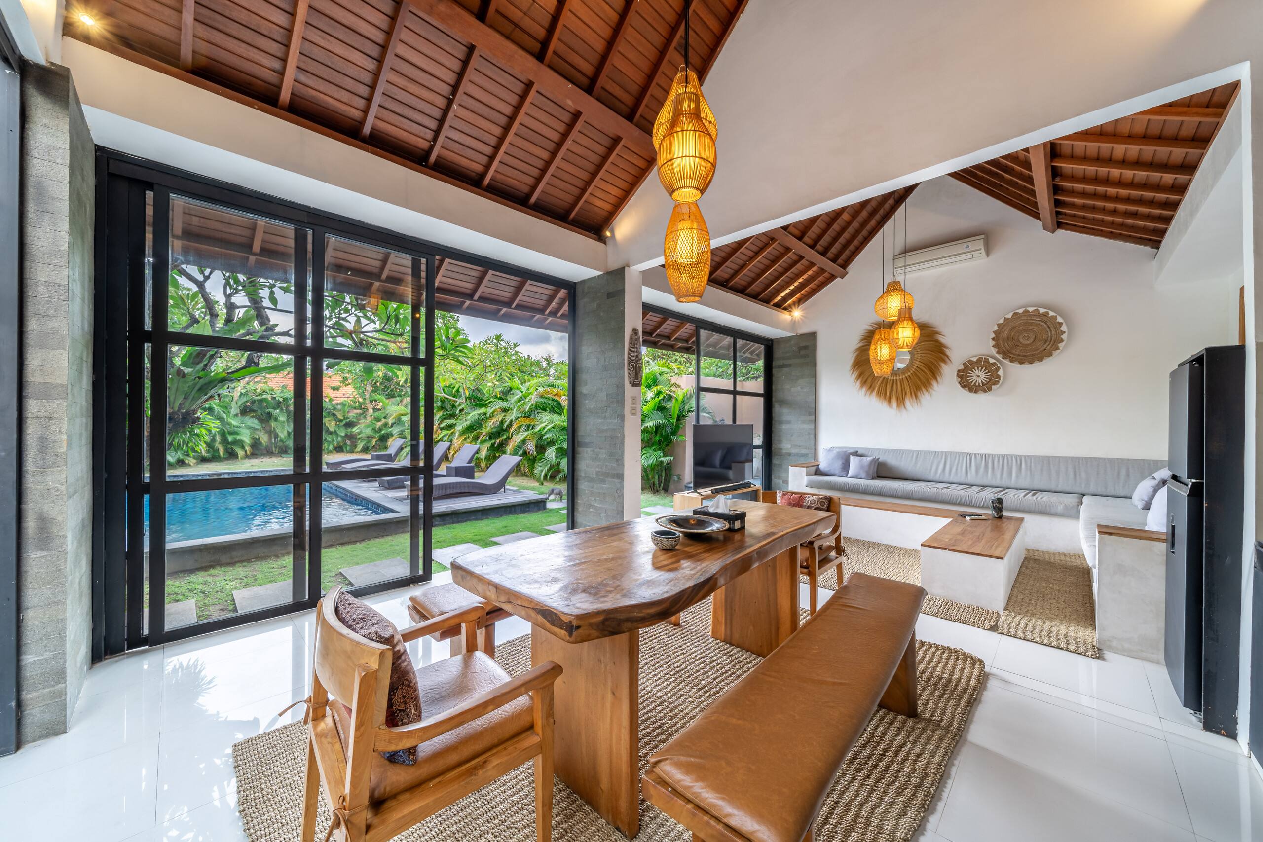 Villa Aruna – 5BR Canggu, 5 min to la brisa & surf 6