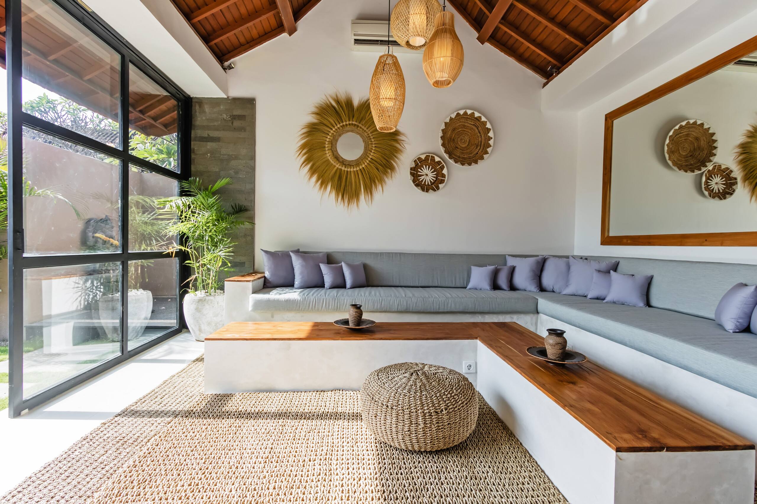 Villa Aruna – 5BR Canggu, 5 min to la brisa & surf — photo 3