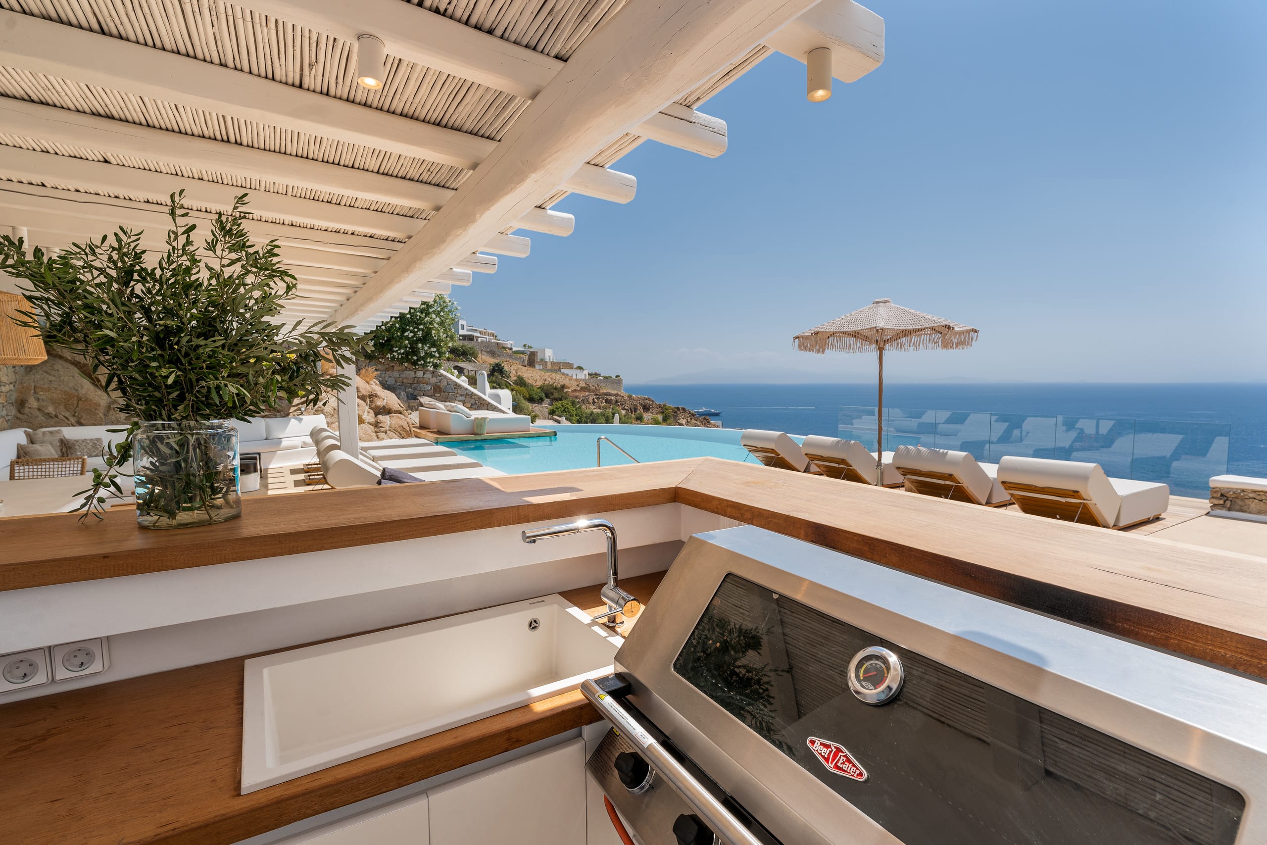 Villa Sagini, Agios Lazaros 11