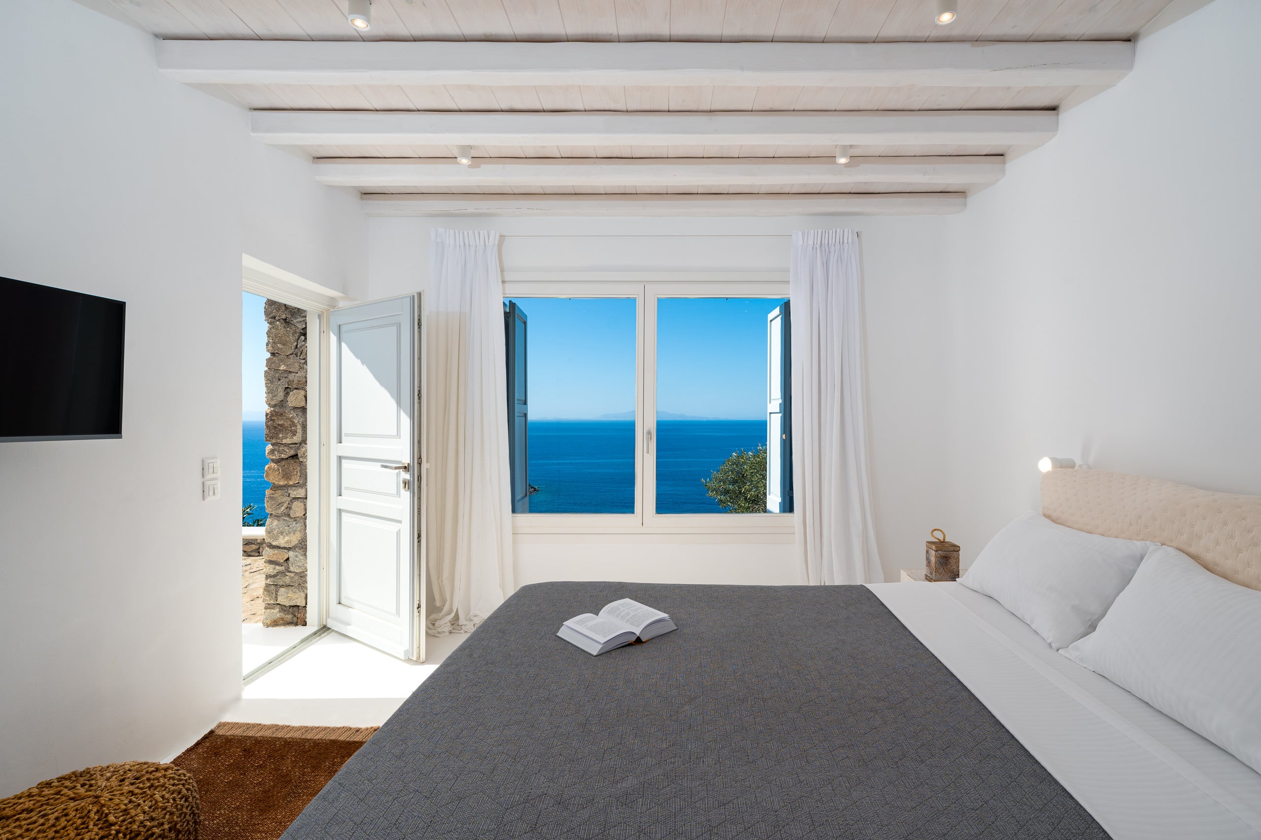 Villa Sagini, Agios Lazaros 13