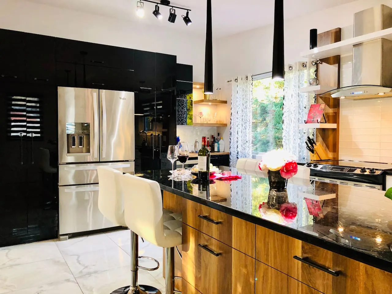 Fun and Vintage Family room in Quebec w/ love ones 20