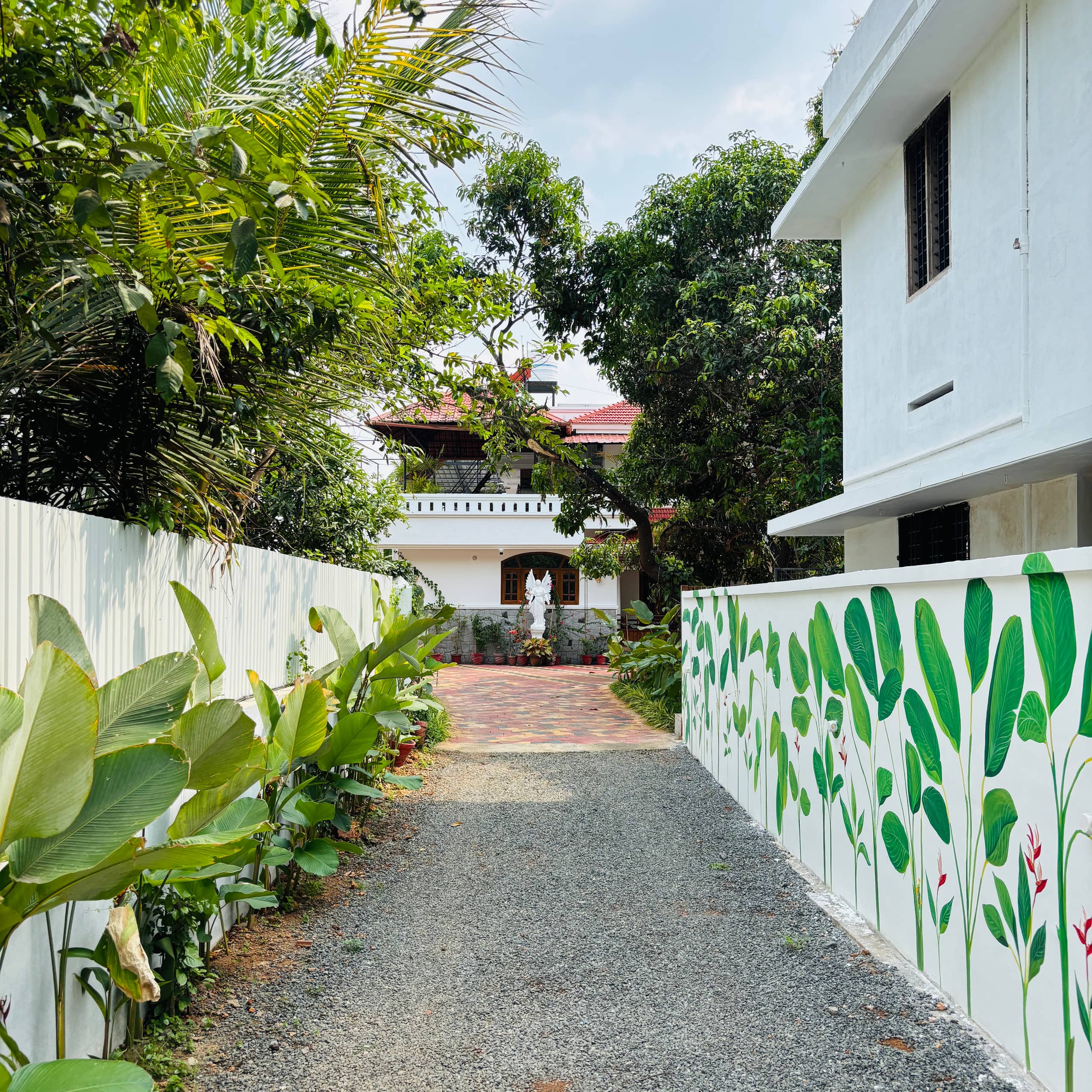 Parudeesa Lux Heritage Palace Pool /Kochi, Kerala 7