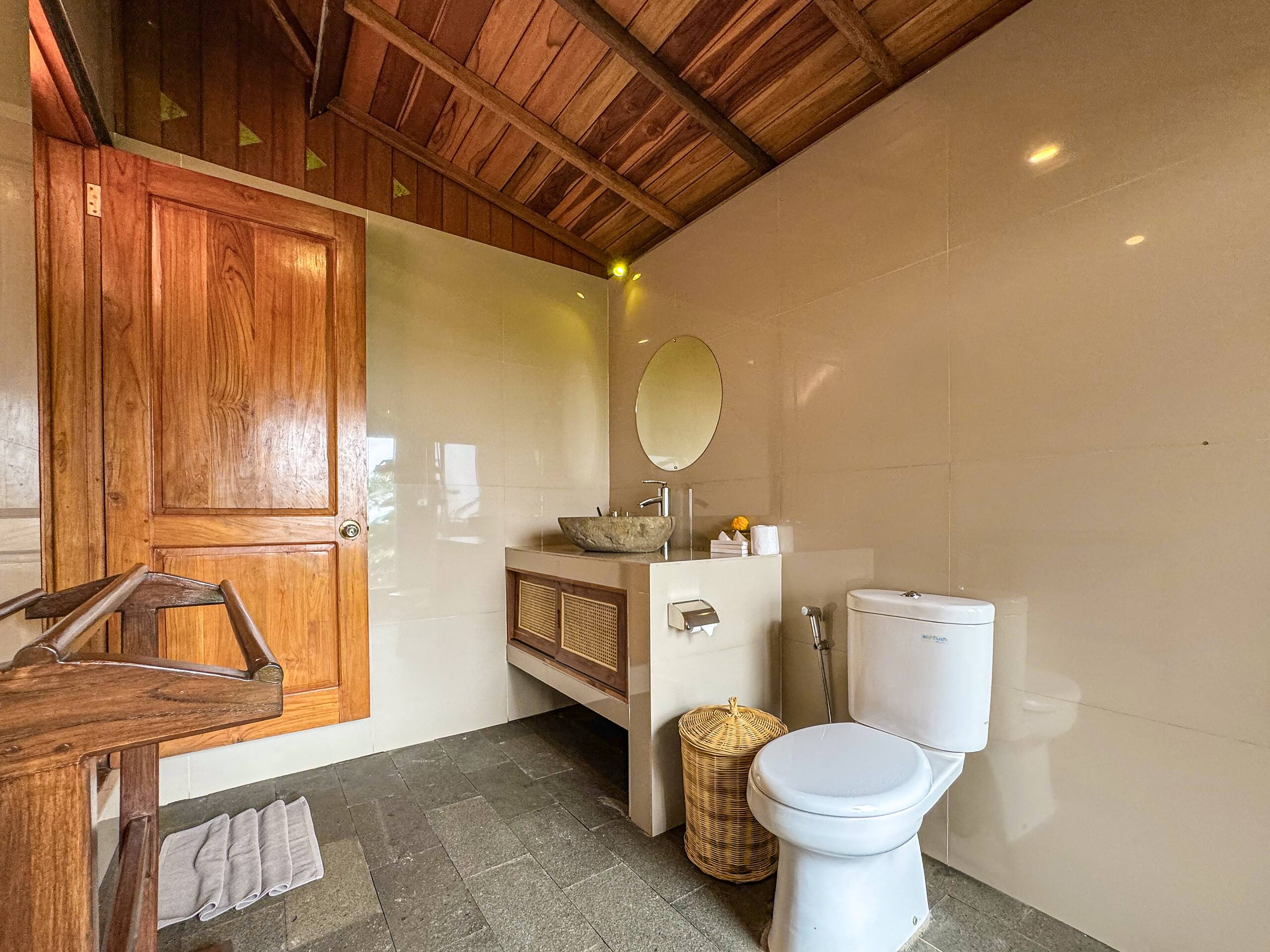 Studio Twin Mountain View at Munduk Menir Villas 6