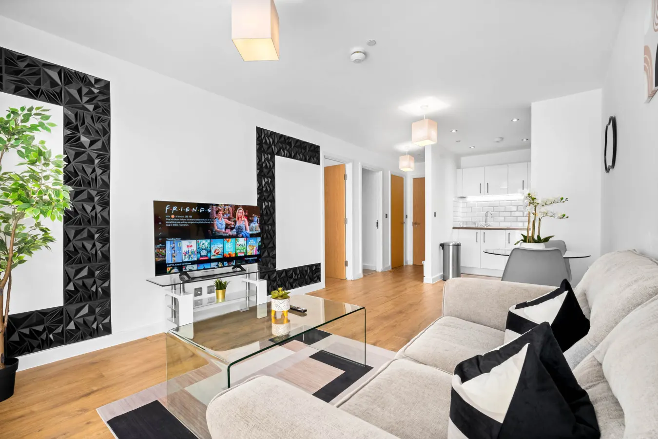 Stylish JQ Apartment - Smart TV - WIFI - Centre 18