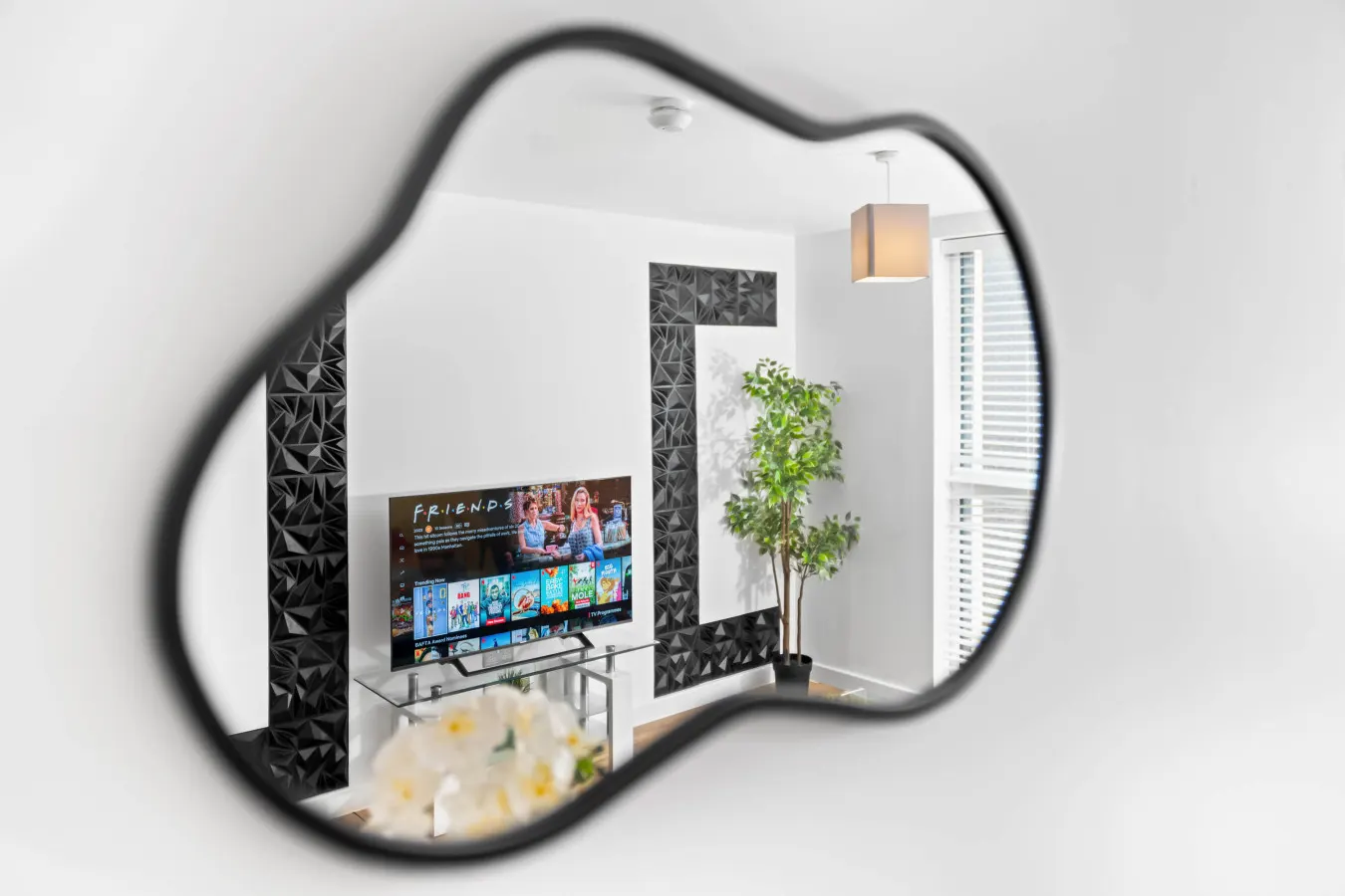 Stylish JQ Apartment - Smart TV - WIFI - Centre 19