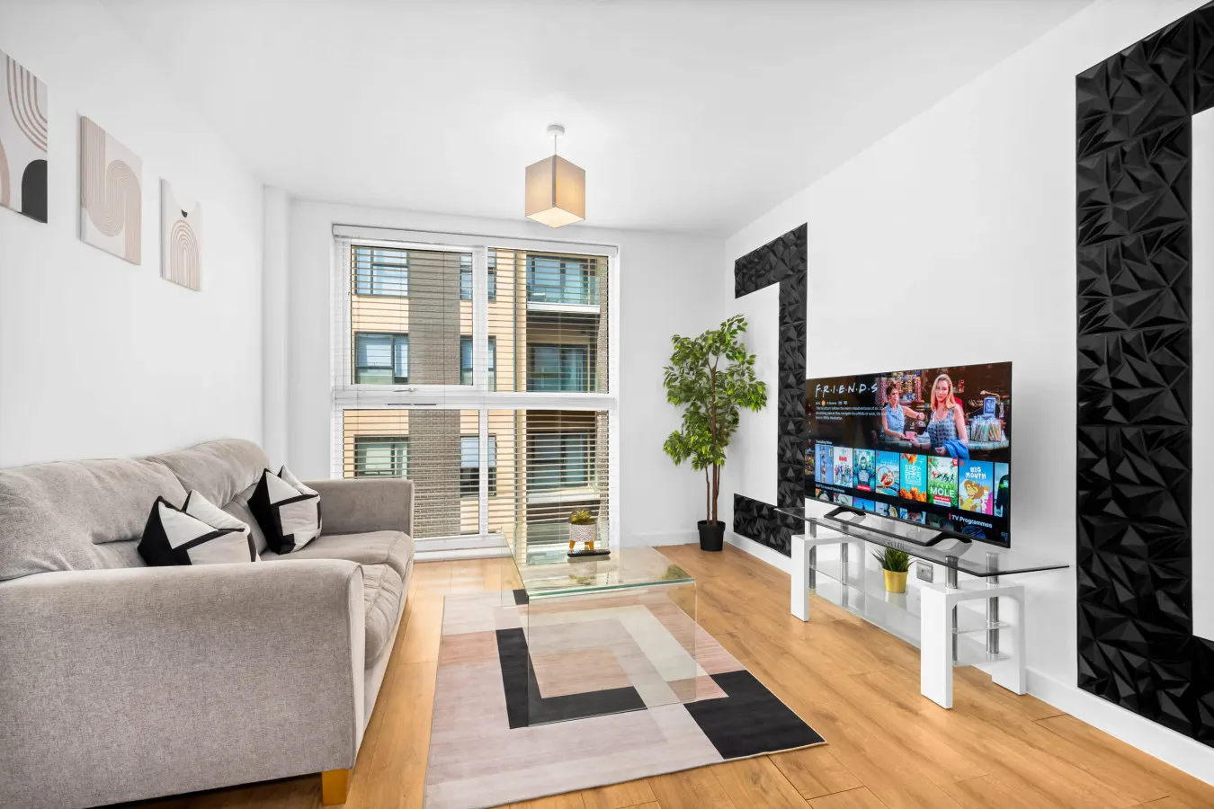 Stylish JQ Apartment - Smart TV - WIFI - Centre 6