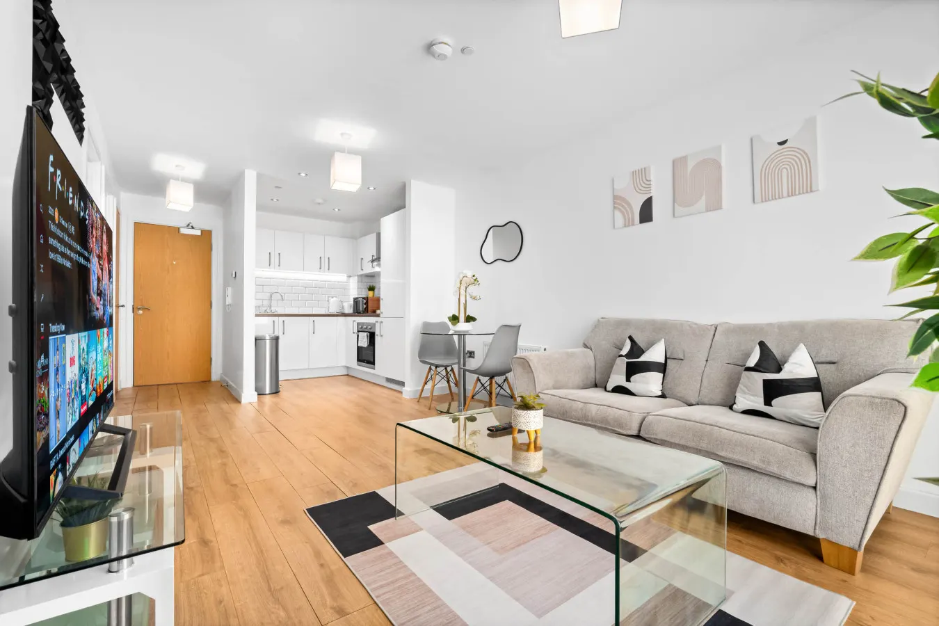 Stylish JQ Apartment - Smart TV - WIFI - Centre 7