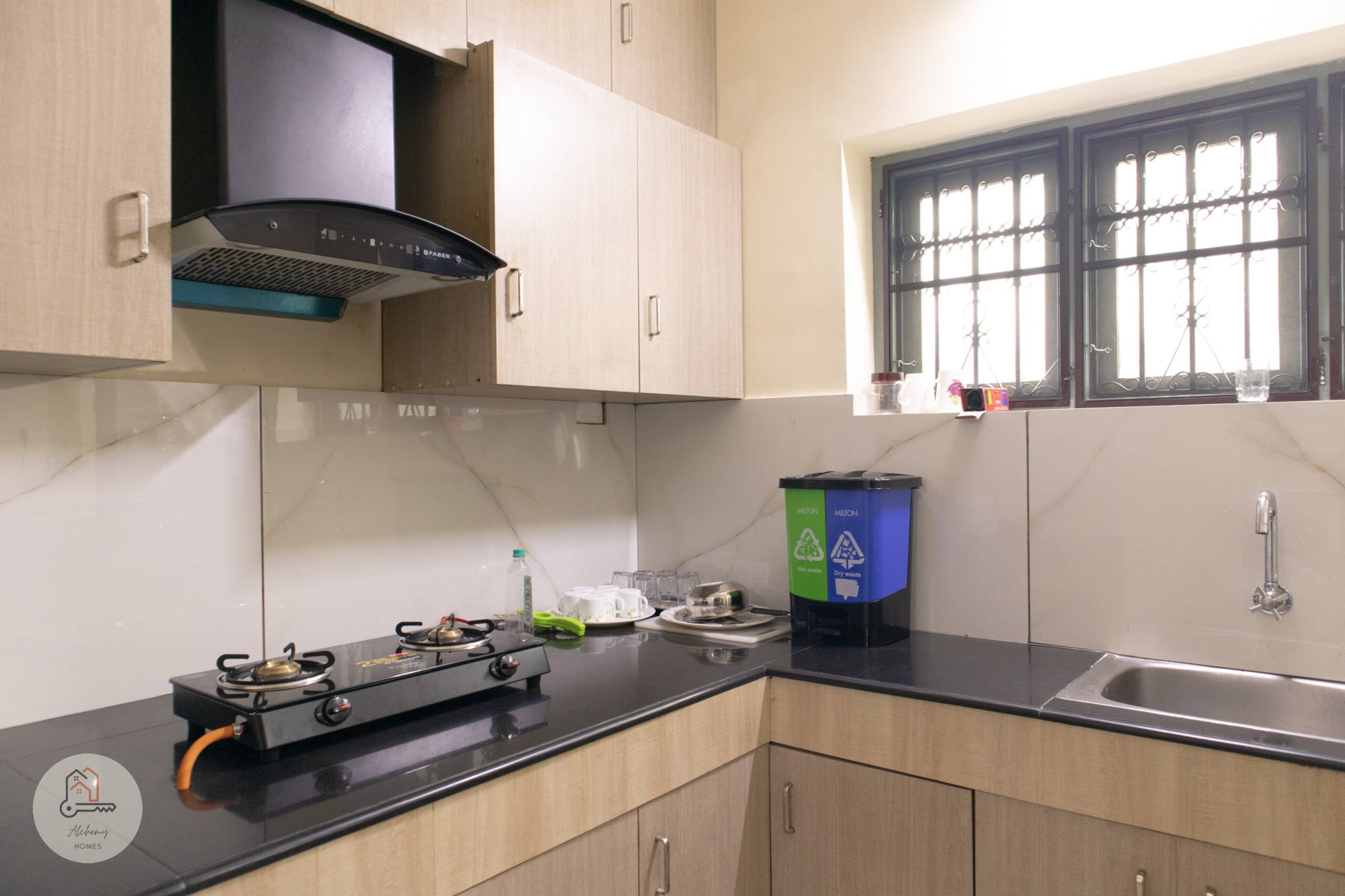 Udhayam 3BHK Homestay, Punkunnam 11
