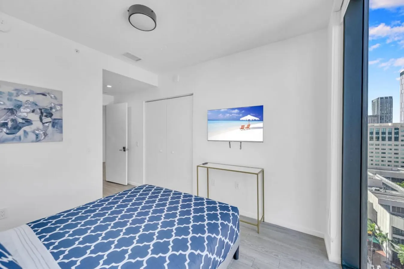 Spacious central unit in downtown Miami 13