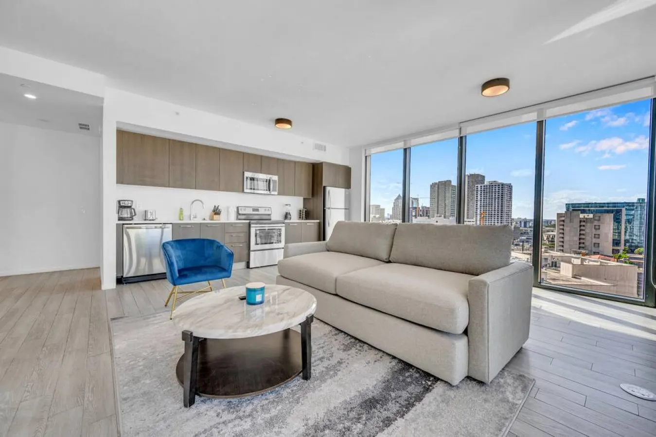 Spacious central unit in downtown Miami 6