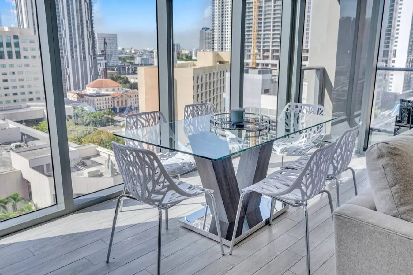 Spacious central unit in downtown Miami 7