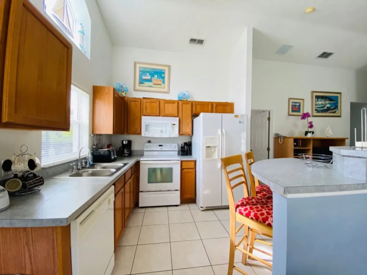 Charming 3-Bedroom Villa with Private Pool & Golf Course Views in Southern Dunes Golf & Country Club 2