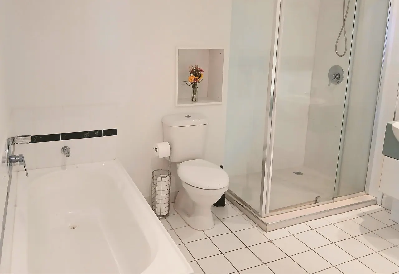 Readyset Apartments at Dockside - 2 Bedroom Apartments - LTL2 6