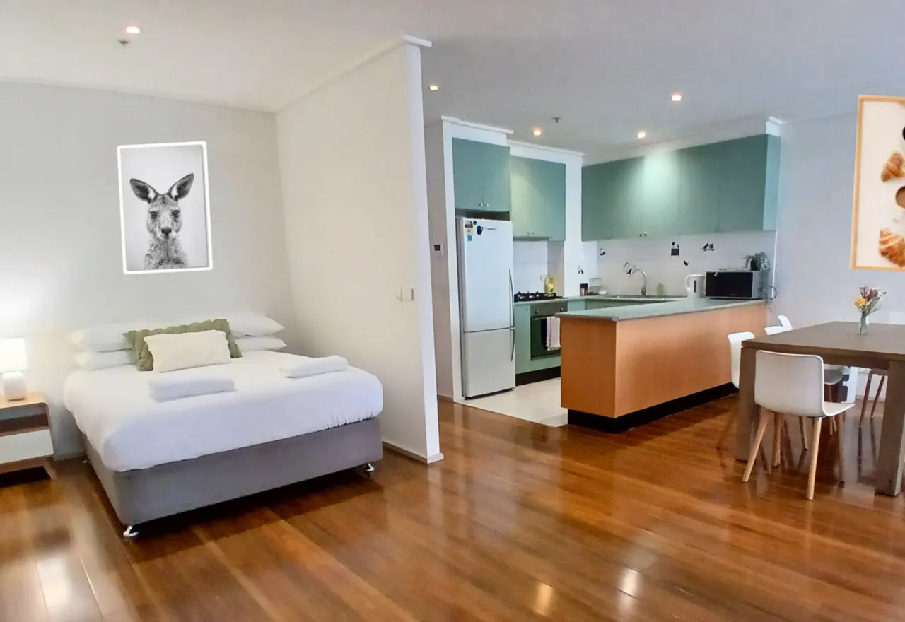 Readyset Apartments at Dockside - 2 Bedroom Apartments - LTL2 7