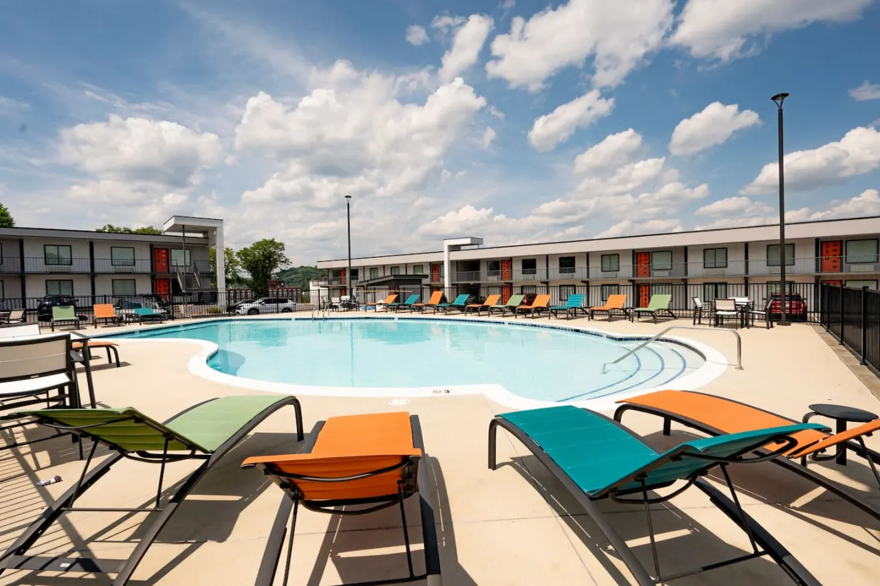 Relax in Style 2 KING Beds - *POOL* - PacMan! 5