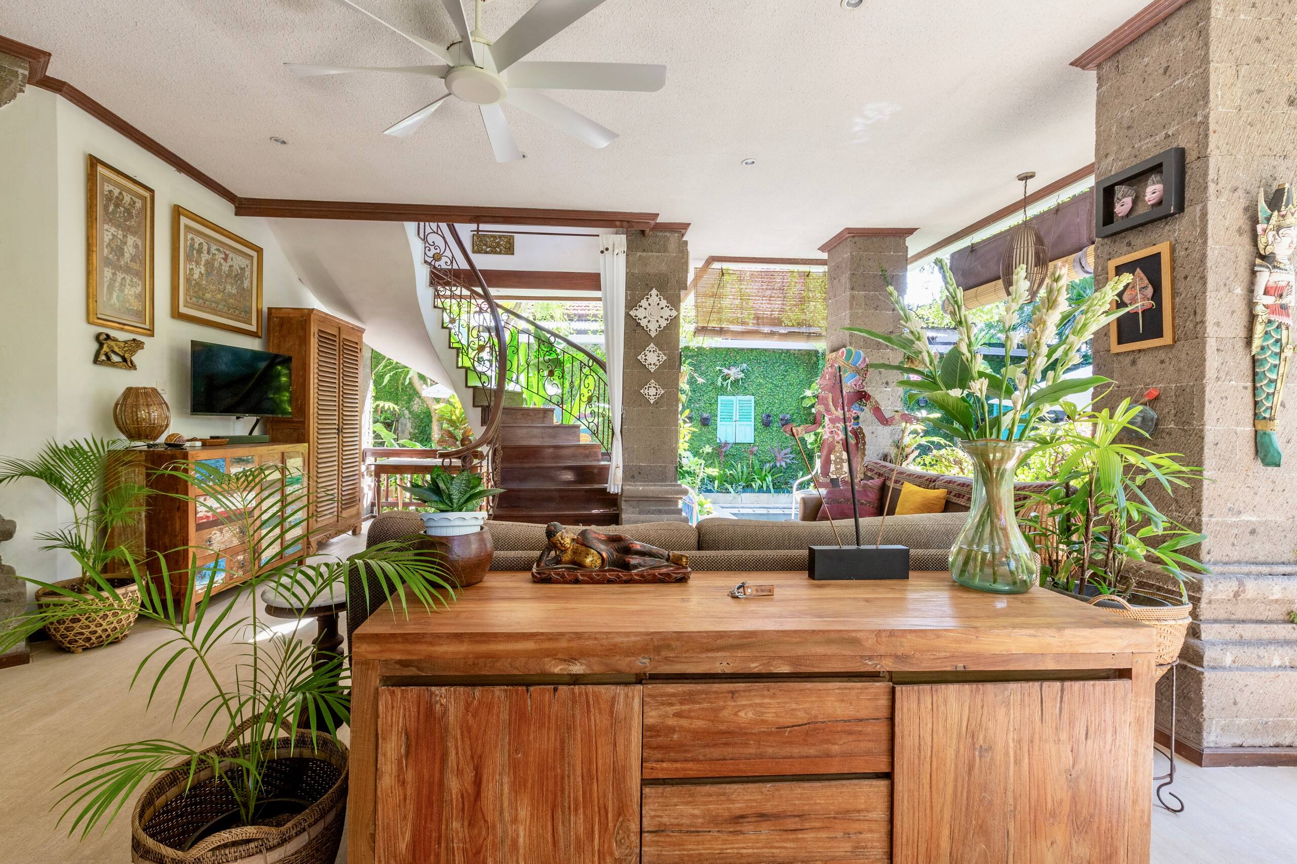 VILLA BAPAK, BEAUTIFUL 3 BDRM GARDEN VILLA,  POOL. 13