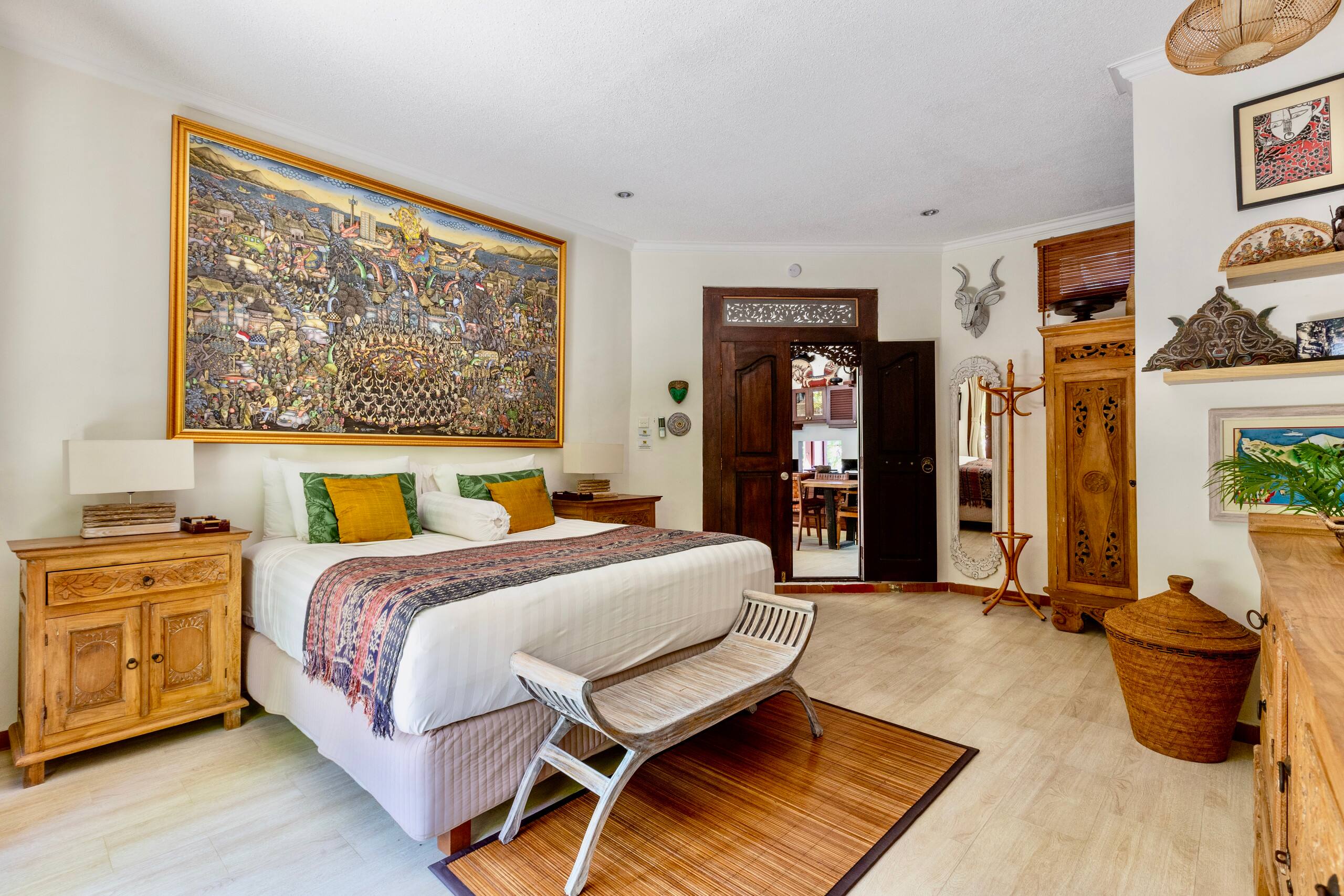 VILLA BAPAK, BEAUTIFUL 3 BDRM GARDEN VILLA,  POOL. 20