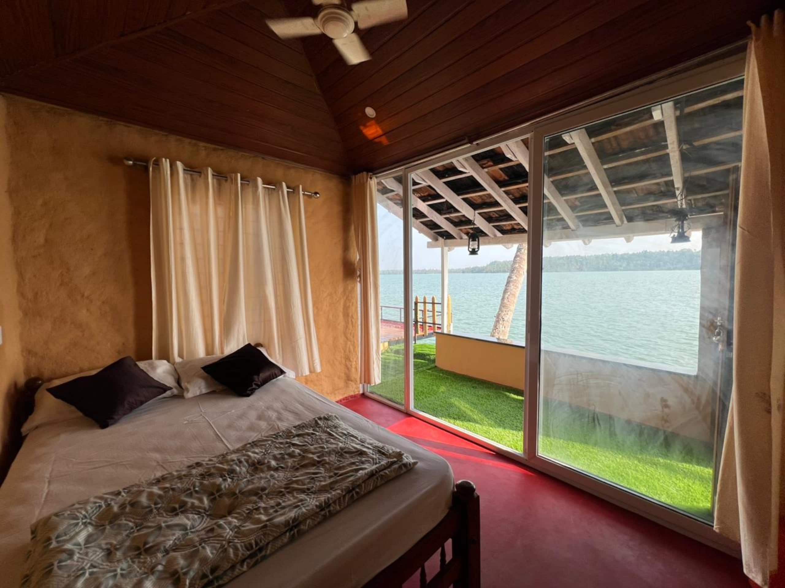 Tiny Lake House at Native Retreats, Varkala 2
