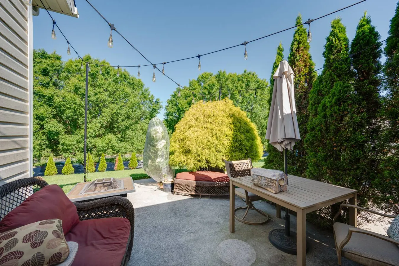 The Wyndsong Cozy Patio, Fire Pit & Work Space 5