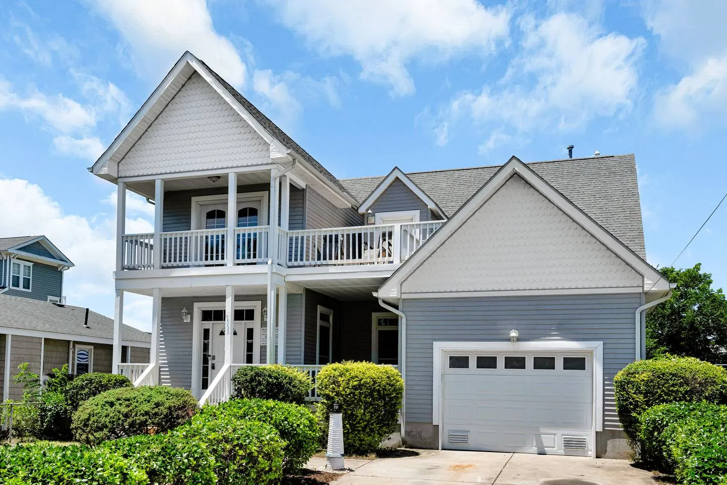 4 BR Beach Retreat - 2 Suites - Dogs Welcome 5