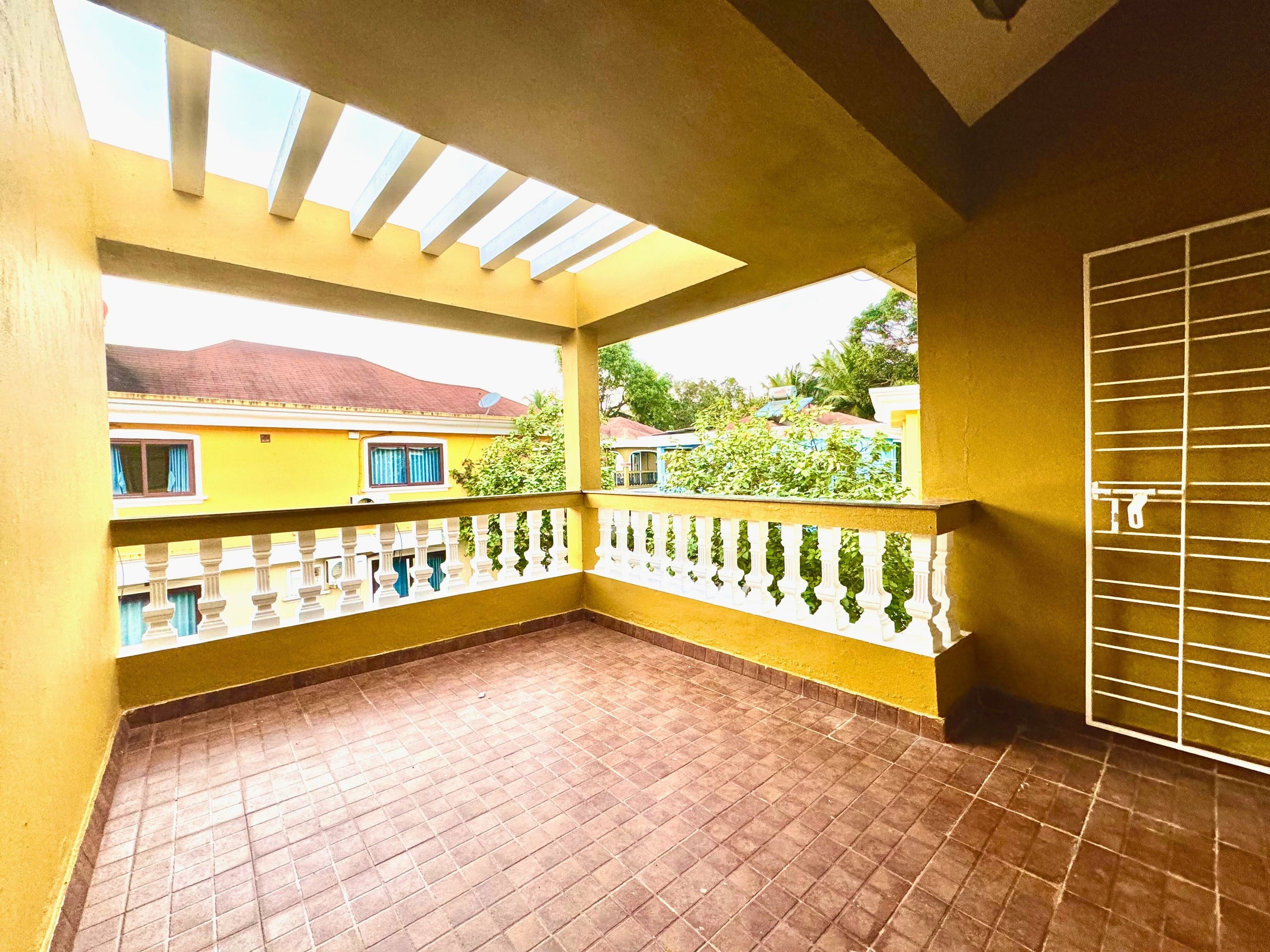 Calvin's Villa close to beach 2
