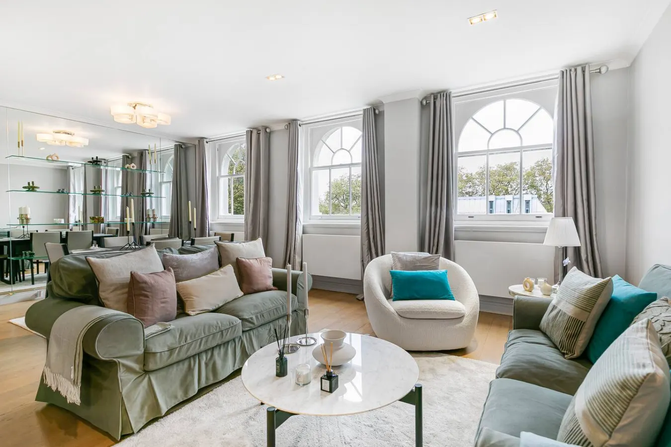 Knightsbridge 2-Bed | Hyde Park Views & Elevator — photo 2