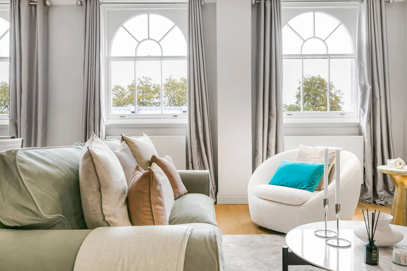 Knightsbridge 2-Bed Hyde Park Views & Elevator 13
