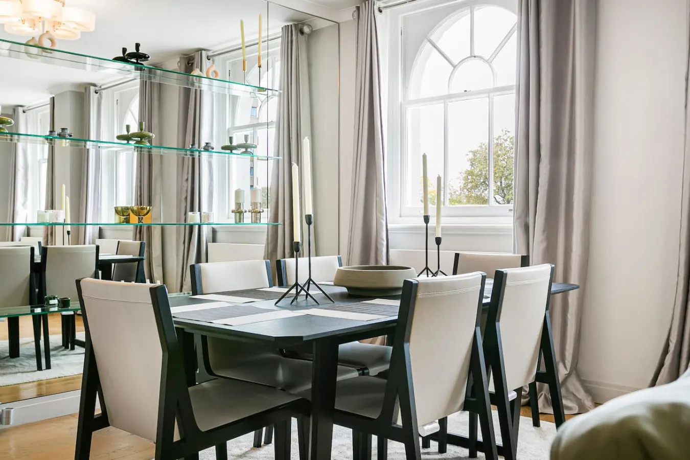 Knightsbridge 2-Bed Hyde Park Views & Elevator 15