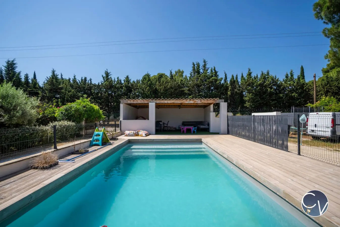 Appartement avec Piscine proche Avignon et Uzes — photo 2