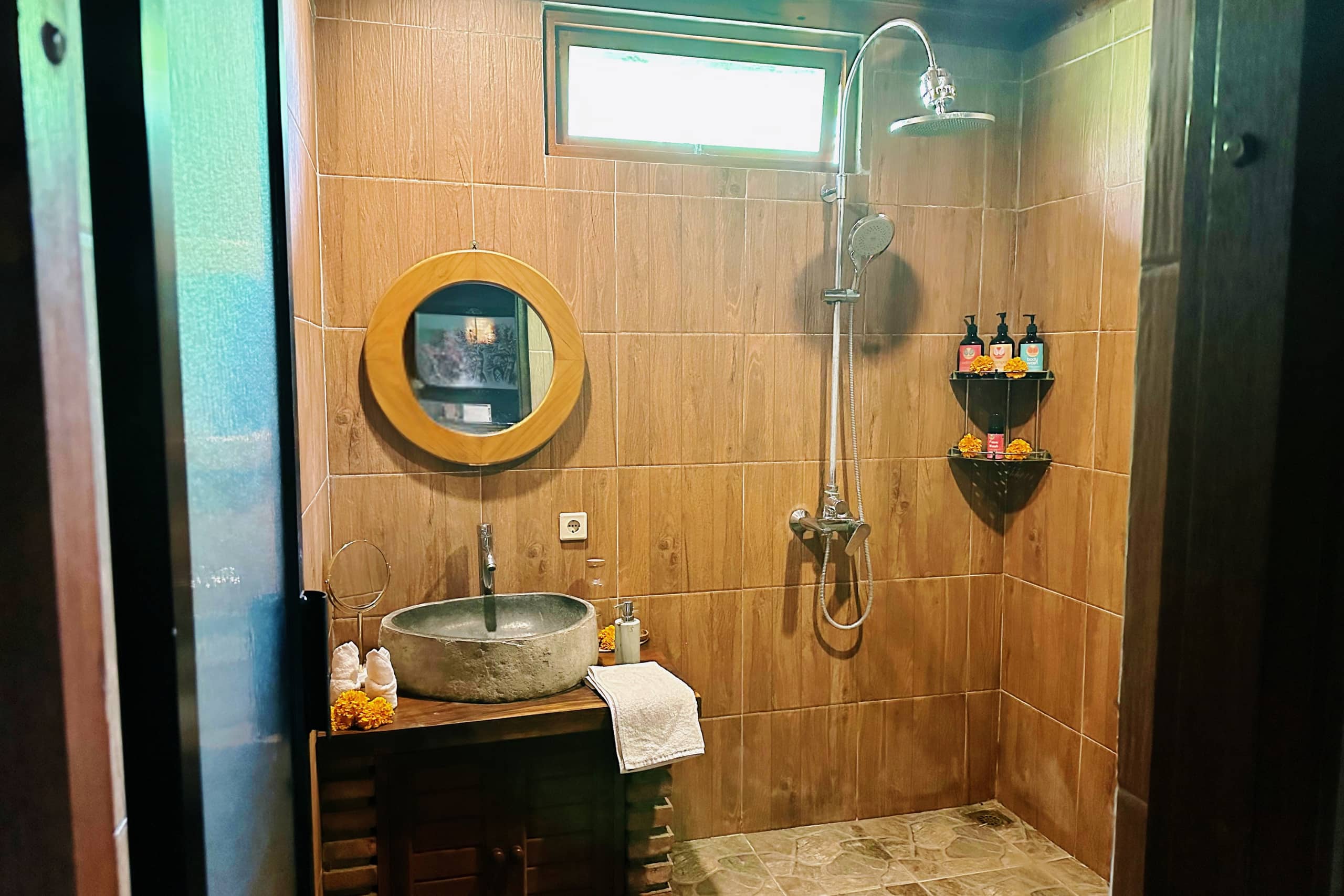 Private Jungle Suite w Pool, Yoga Shala, Kitchen 33