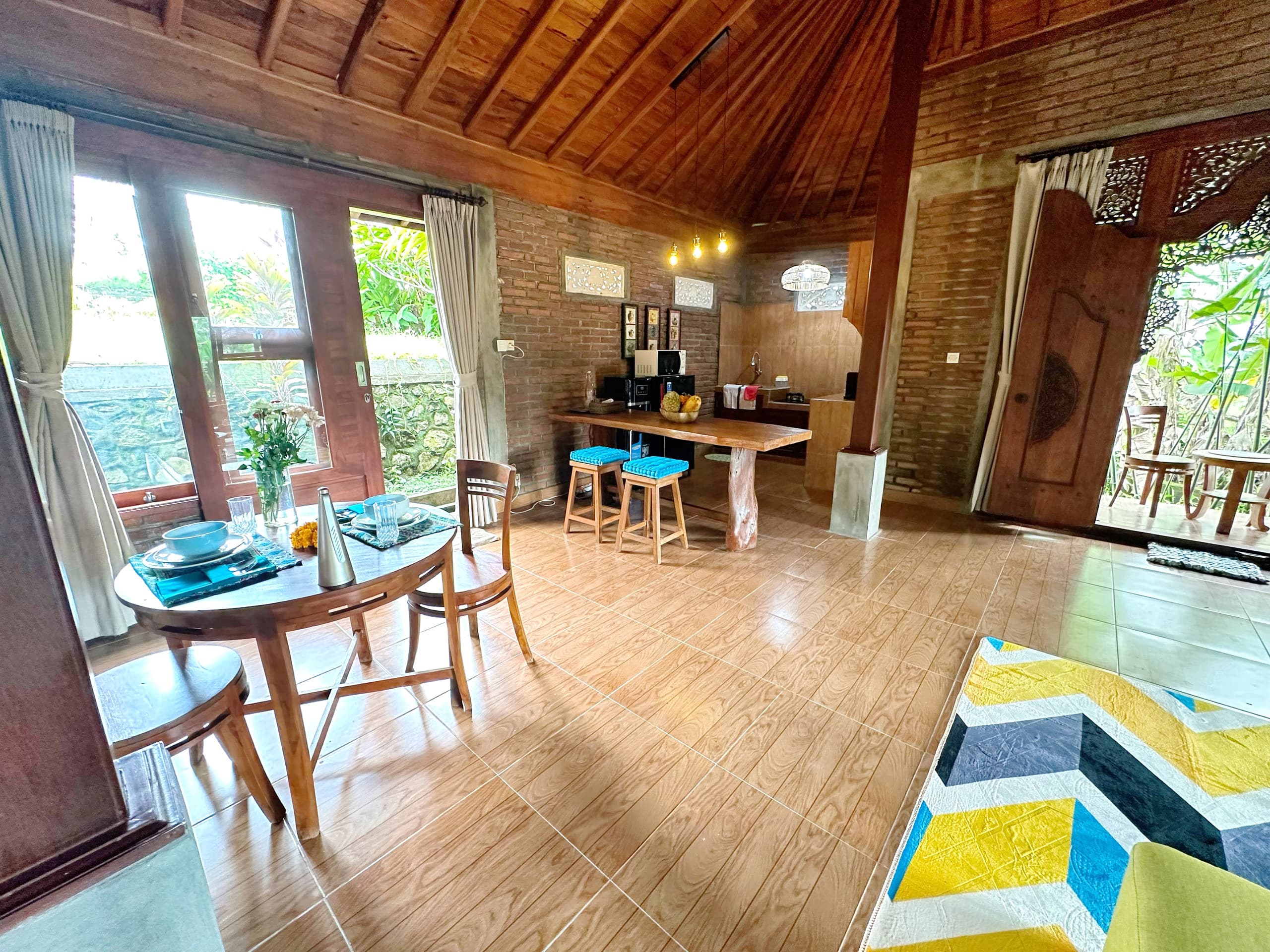 Private Jungle Suite w Pool, Yoga Shala, Kitchen — photo 5