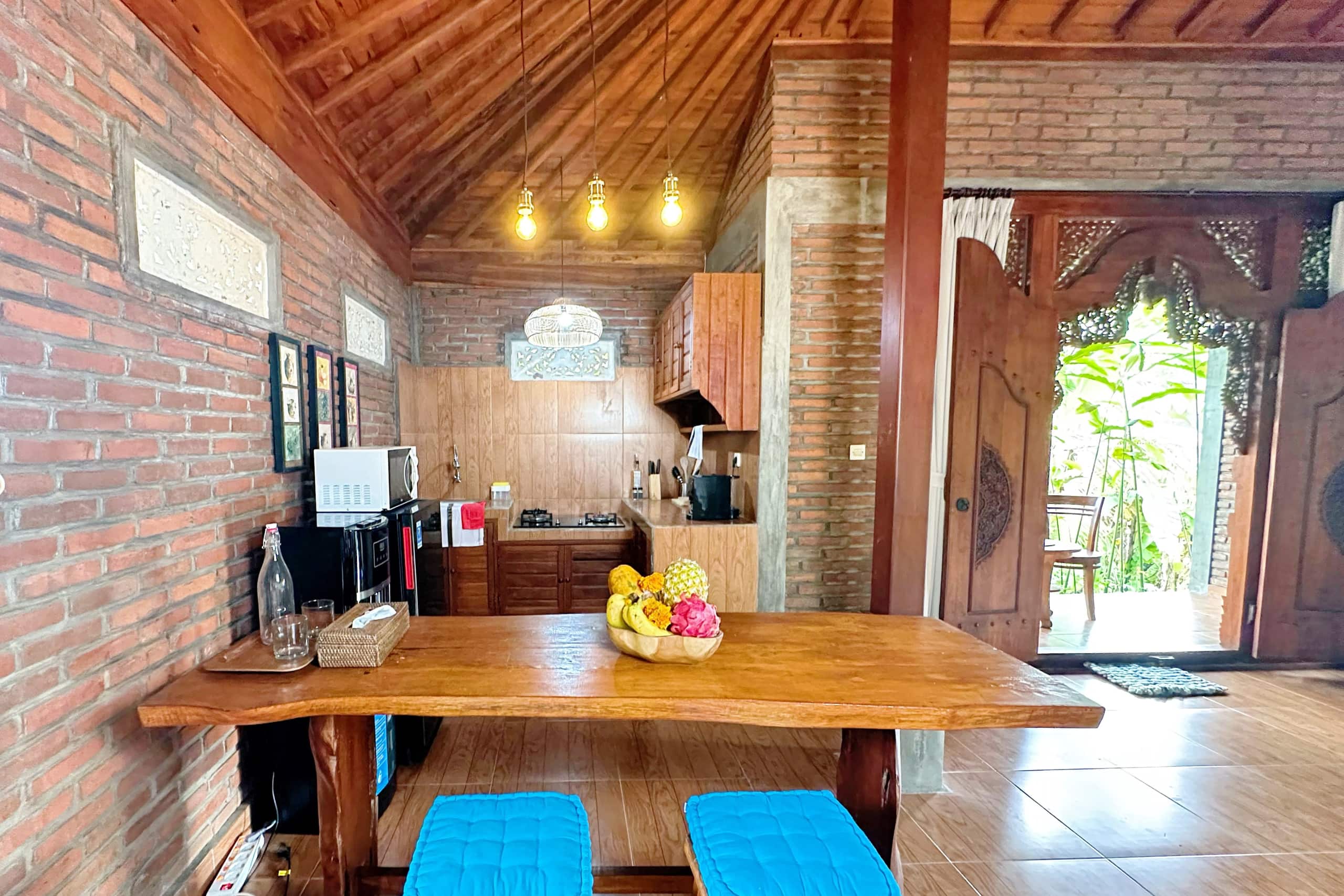 Private Jungle Suite w Pool, Yoga Shala, Kitchen 14