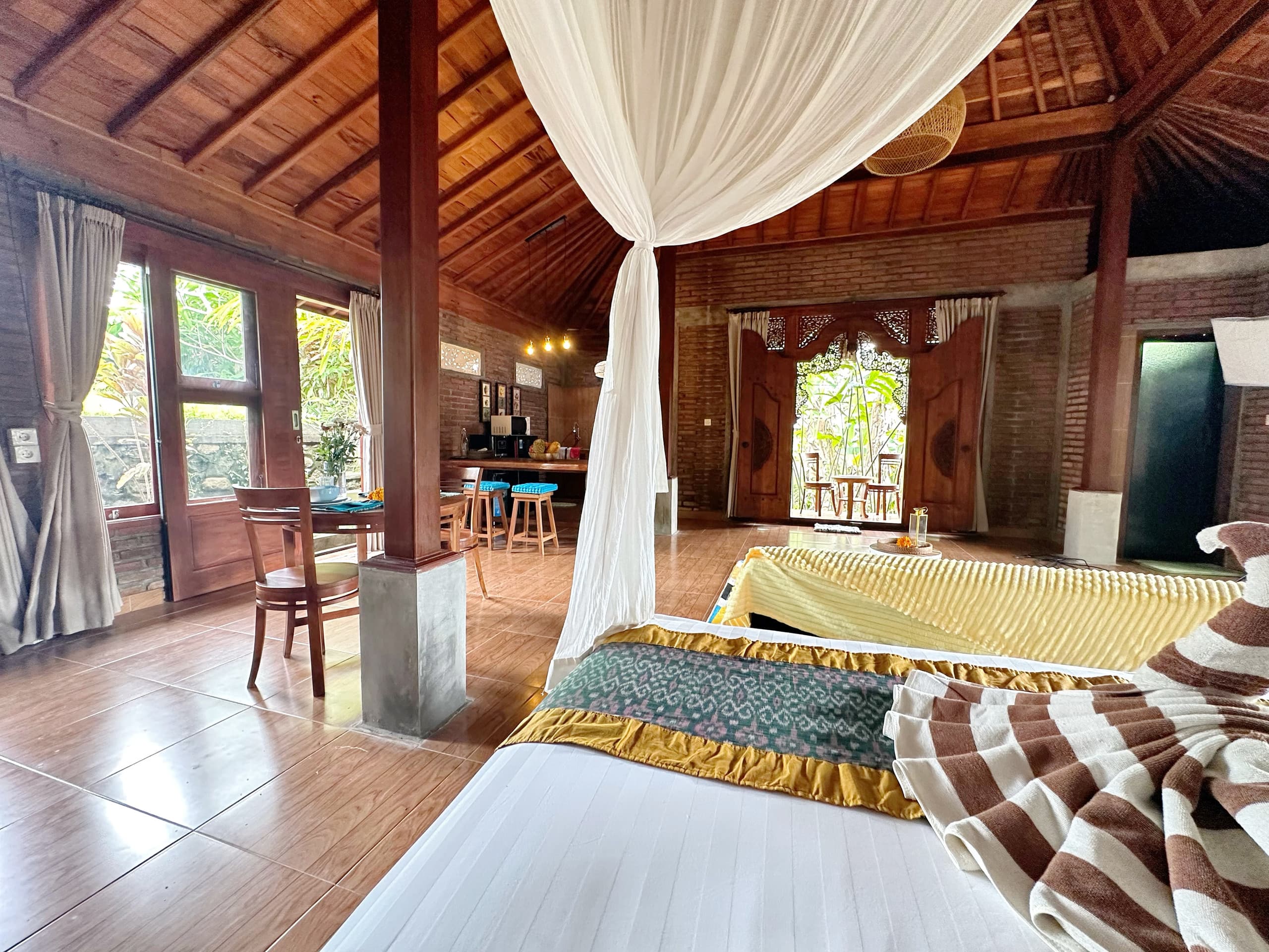 Private Jungle Suite w Pool, Yoga Shala, Kitchen 32