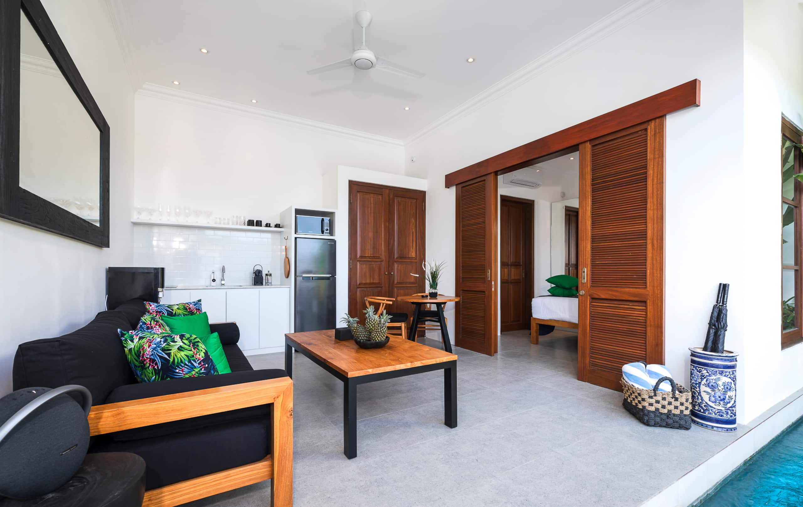 Gorgeous 1 Bed Pool Villa, Walk to Beach, Shops 10