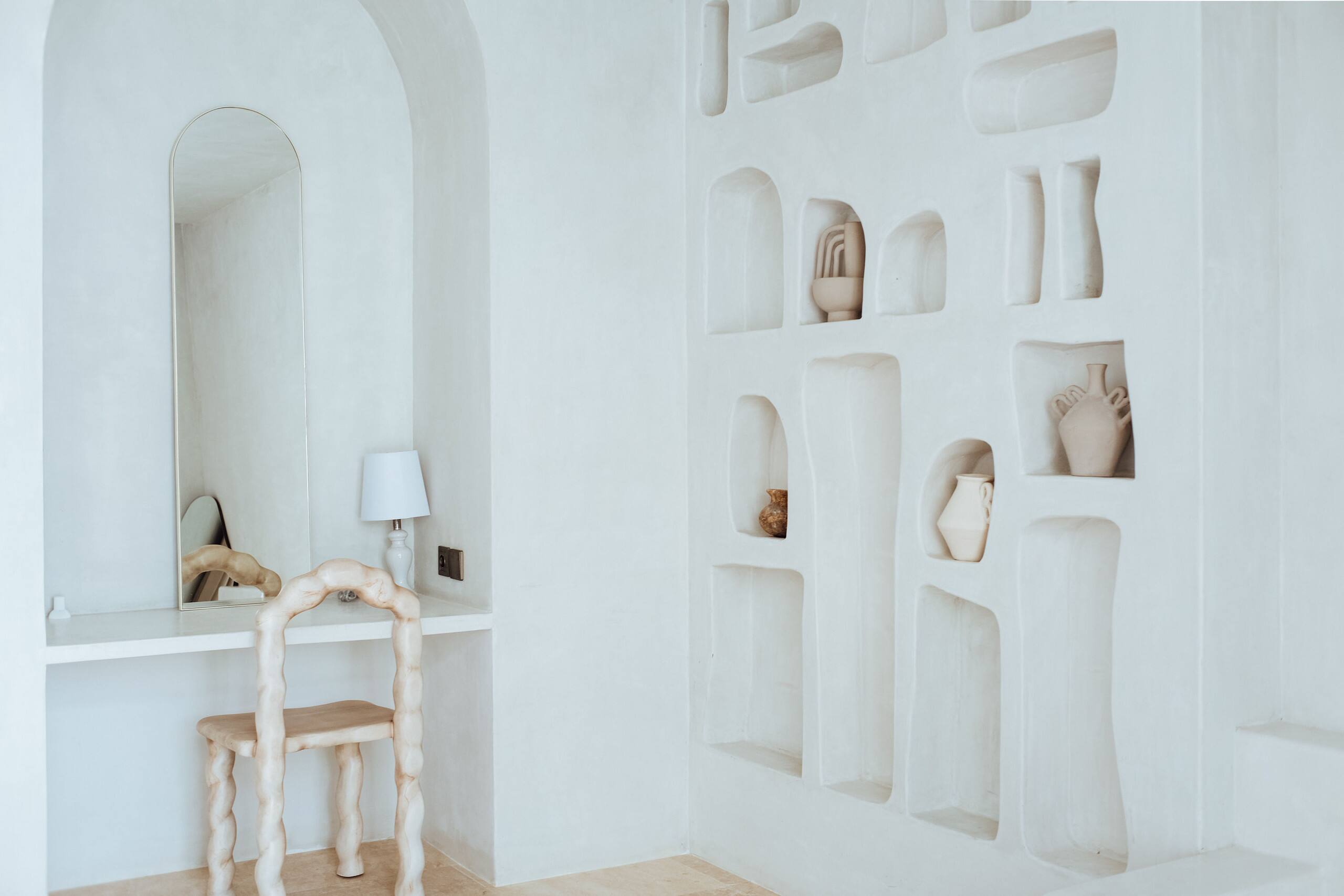 Artfully Designed Villa 32
