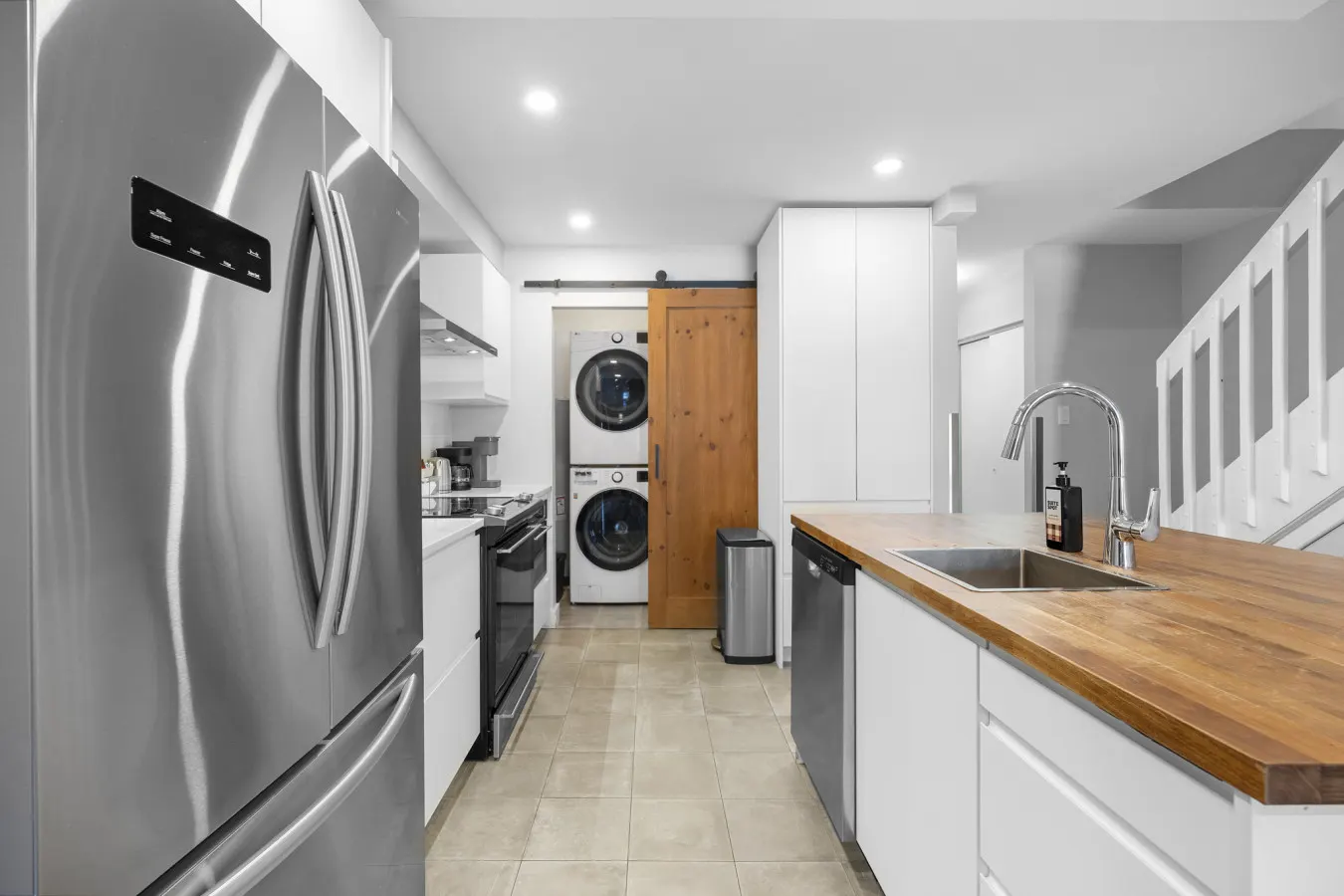 Luxury Condominium with Rustic Minimalist Style - Bloc E unit 457 14