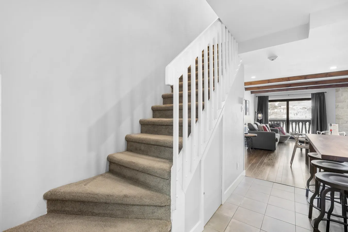 Luxury Condominium with Rustic Minimalist Style - Bloc E unit 457 15