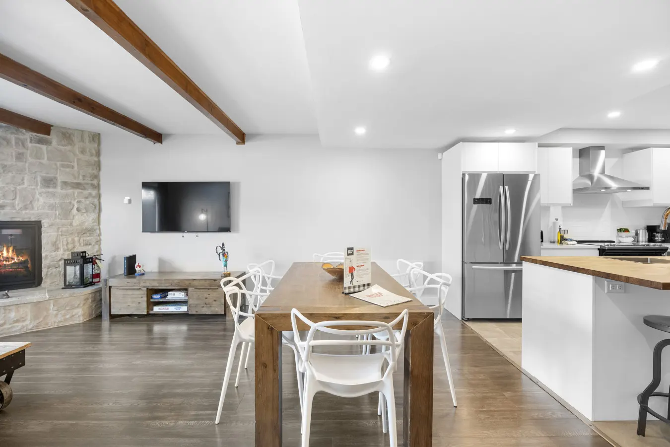 Luxury Condominium with Rustic Minimalist Style - Bloc E unit 457 6