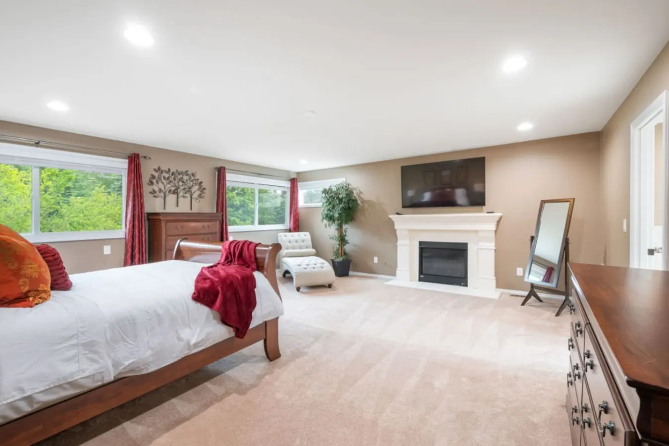 Sprawling Redmond Estate — photo 2