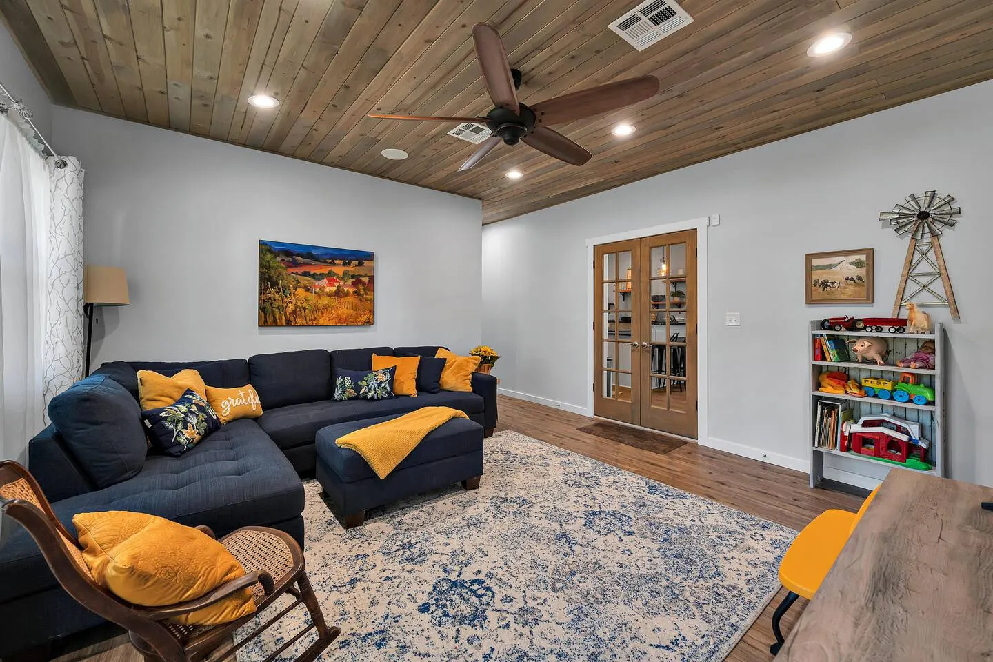 Florence Family Farmhouse Retreat 10