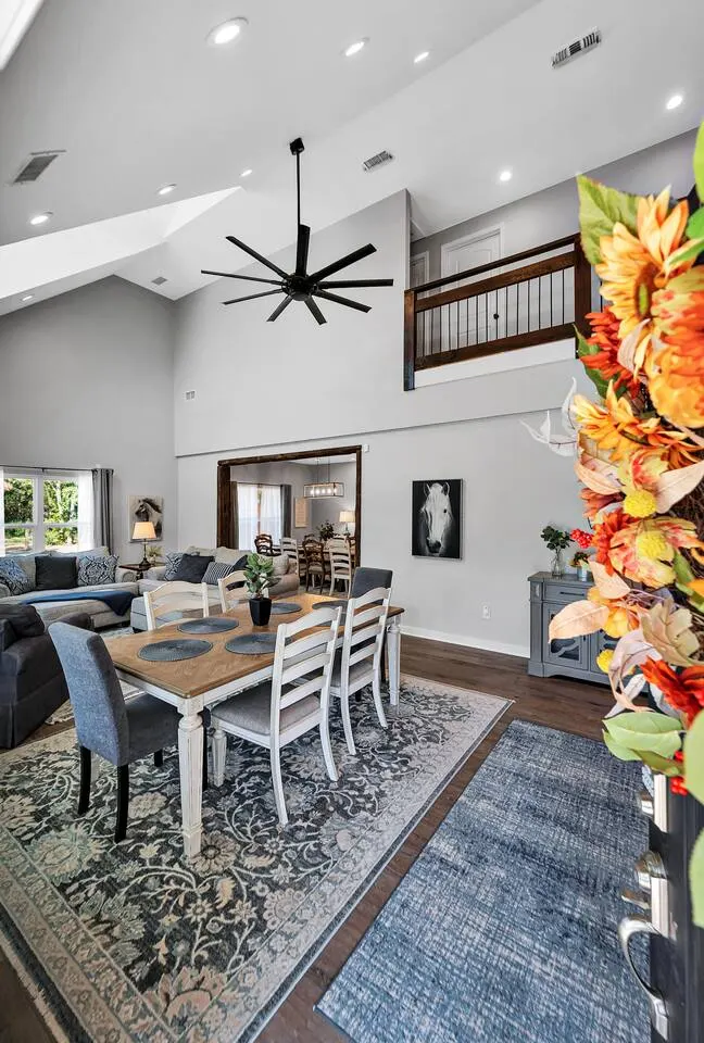 Florence Family Farmhouse Retreat 19